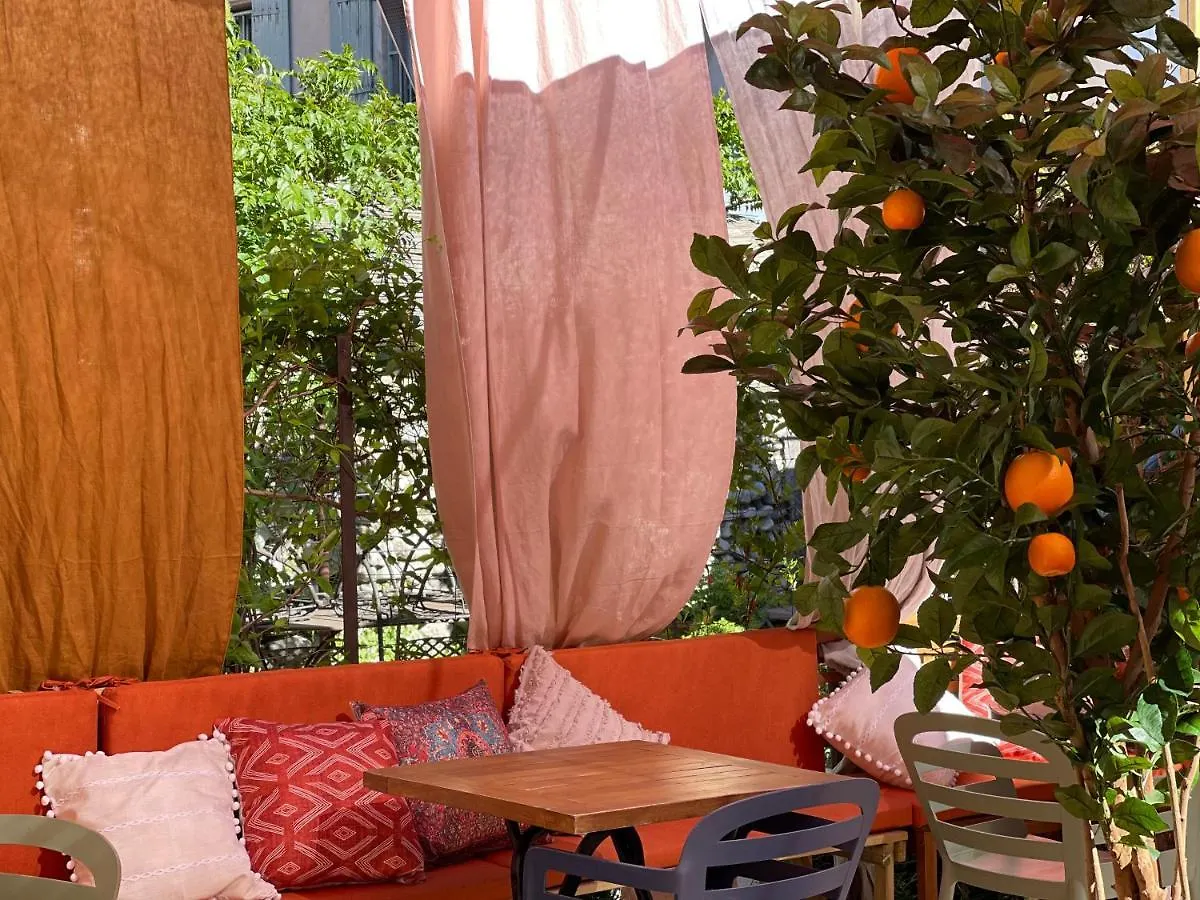 Coco Marco Hotel Nyons